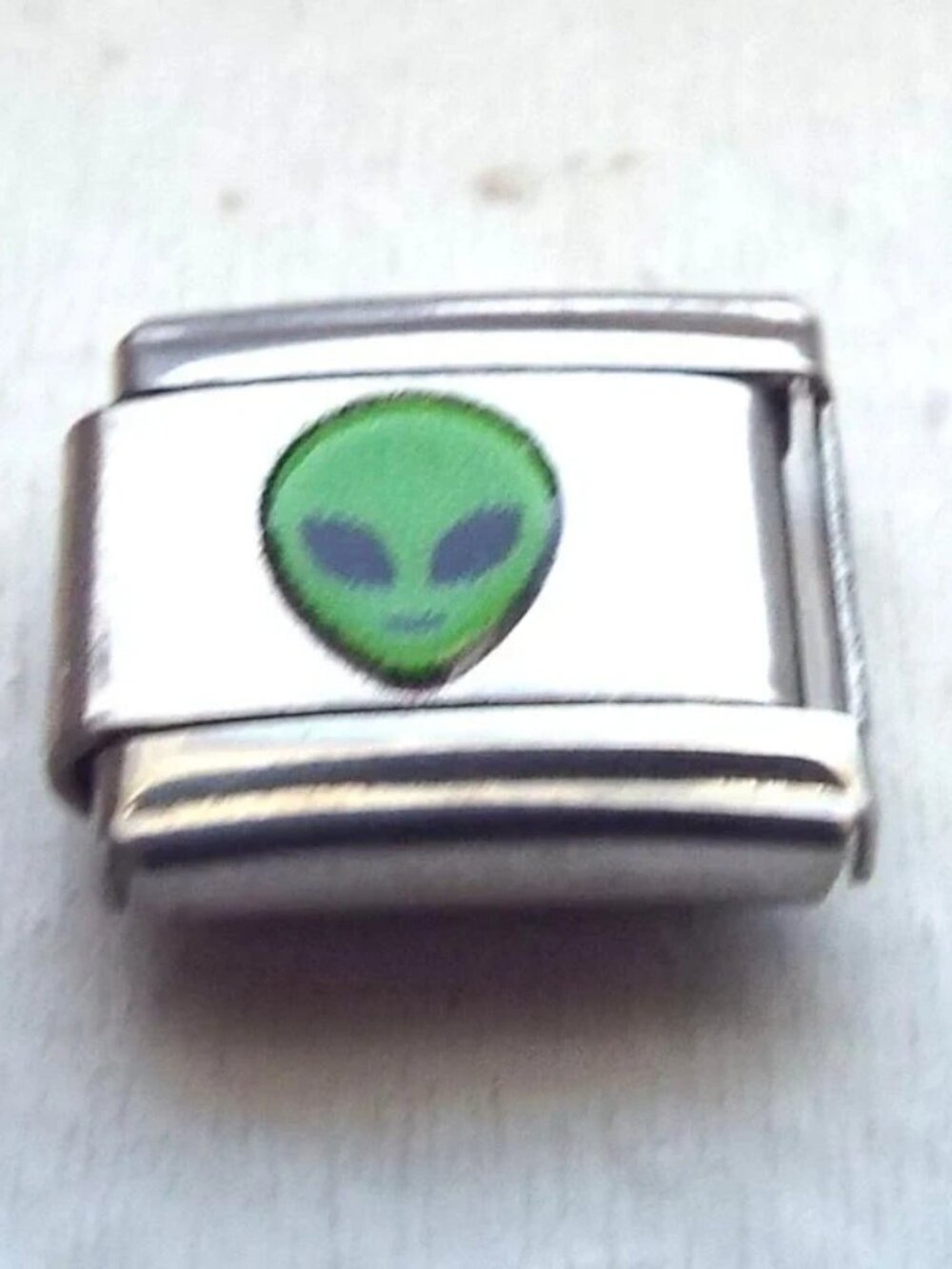 Little green enamel alien face 9mm stainless steel Italian charm bracelet link